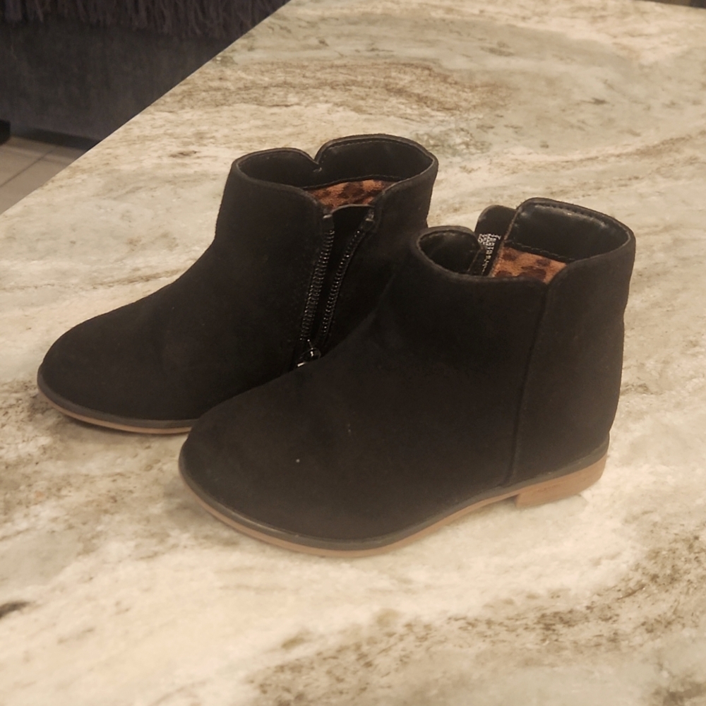 Cat and Jack booties